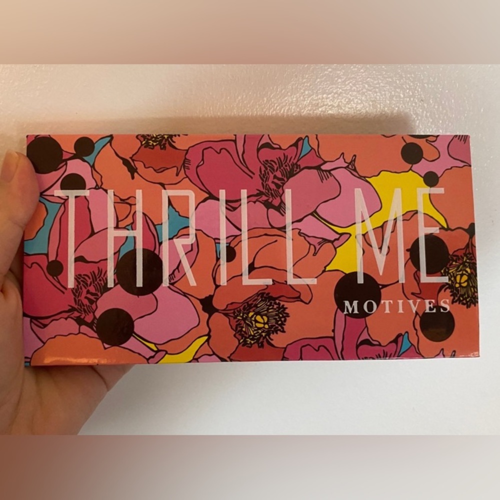 Motives Thrill Me Eyeshadow Palette